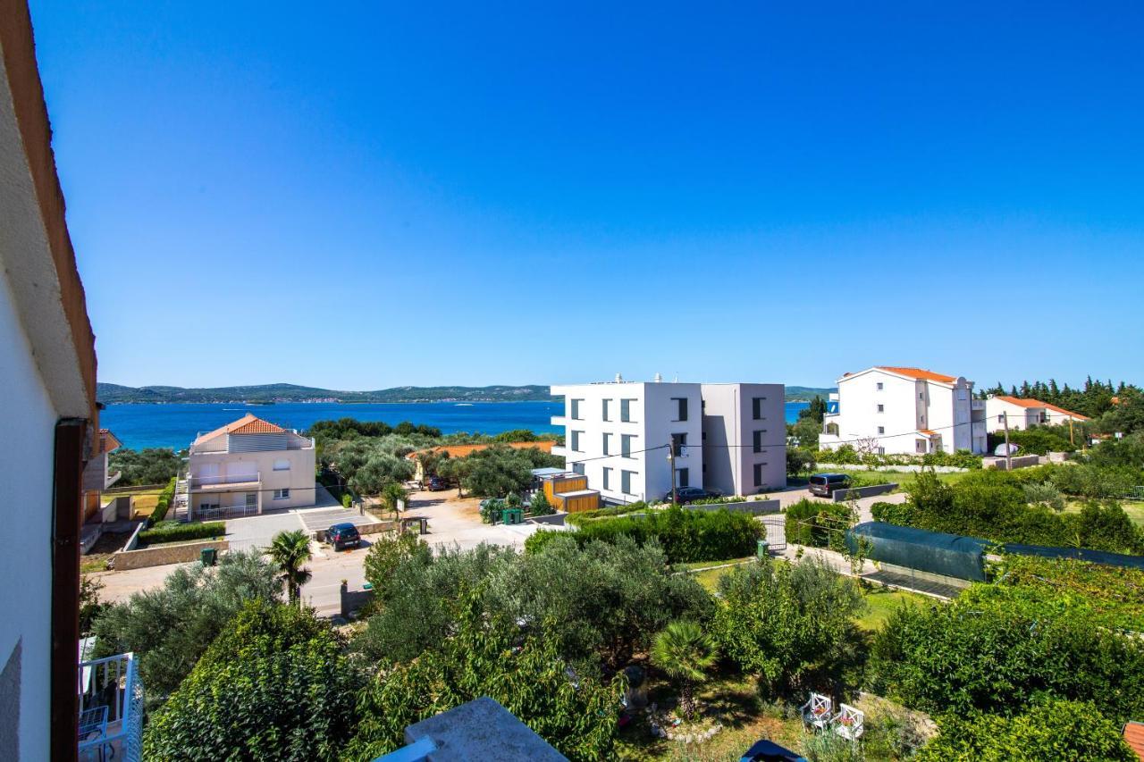 Pansion Adria Hotel Sveti Filip i Jakov Eksteriør billede